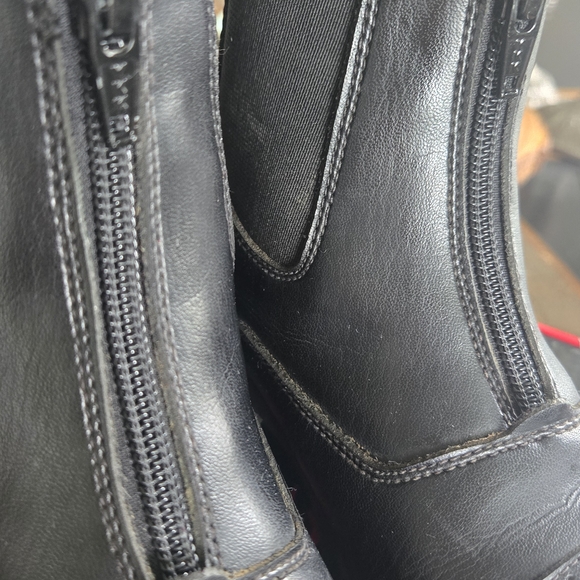 EquiStar Black Leather Ankle Boots - Picture 11 of 15